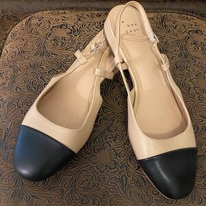 A New Day Women's Tan and Black Loafers